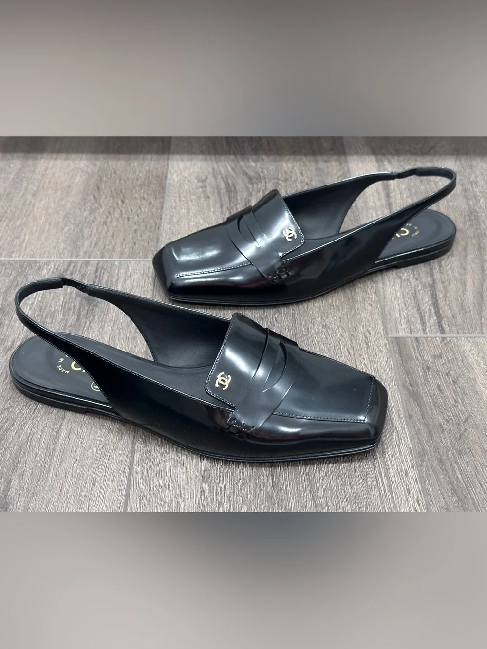 NEW 2026 CHANEL BLACK LEATHER SLINGBACK HALF LOAFER SHOES GOLD CC LOGO 37C BLAZY